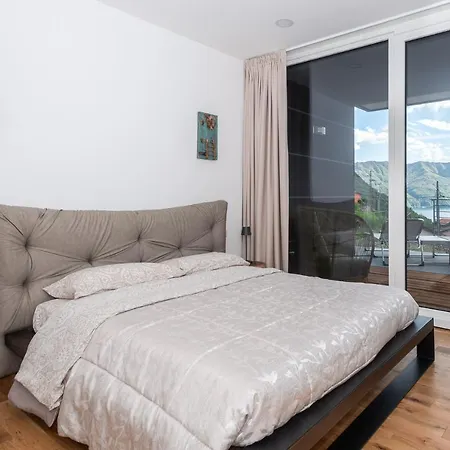 Appartamento Dany Con Vista Lago By Holiday Solutions Nesso Exterior foto