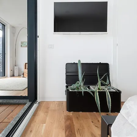Appartamento Dany Con Vista Lago By Holiday Solutions Nesso Exterior foto