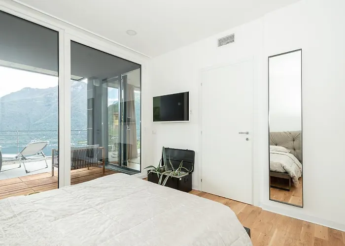 Appartamento Dany Con Vista Lago By Holiday Solutions